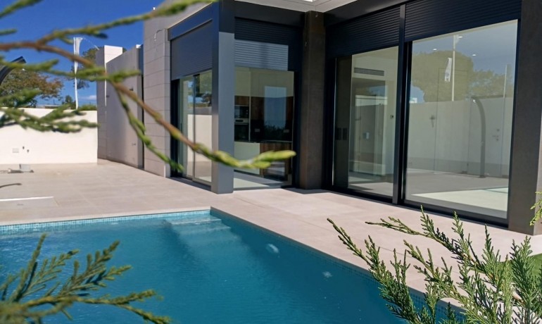 New Build - Villa -
Pilar de la Horedada* - Roda Golf