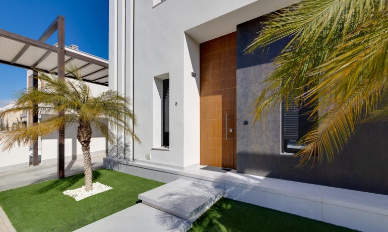 New Build - Villa -
Pilar de la Horedada* - Roda Golf