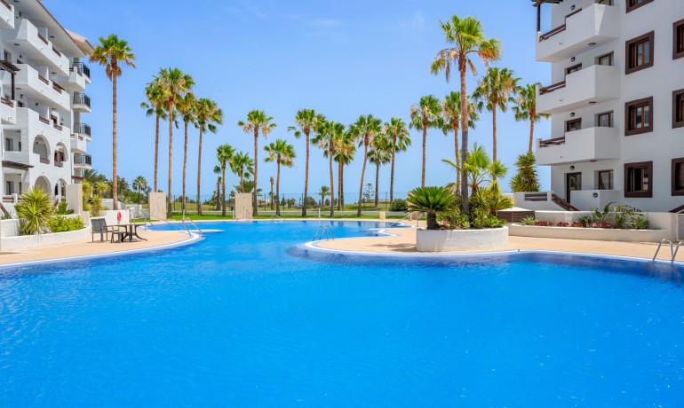 Sale - Apartment / Flat -
Los Alcázares* - Serena Golf
