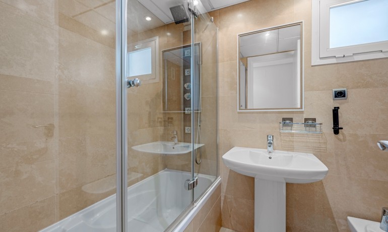 Sale - Apartment / Flat -
Los Alcázares* - Serena Golf
