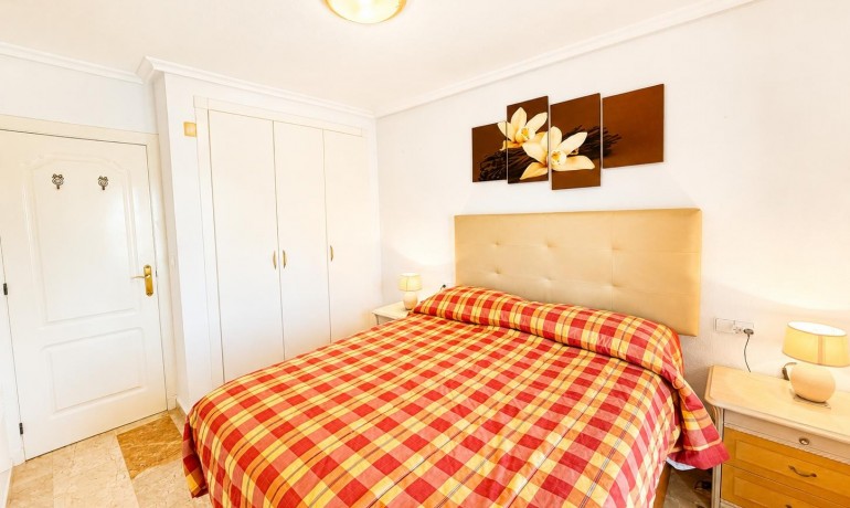 Sale - Apartment / Flat -
Orihuela Costa - Los Dolses