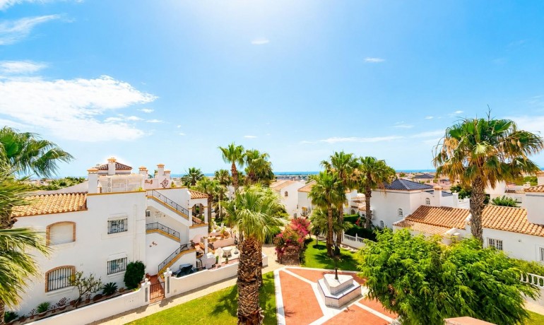 Sale - Apartment / Flat -
Orihuela Costa - Los Dolses