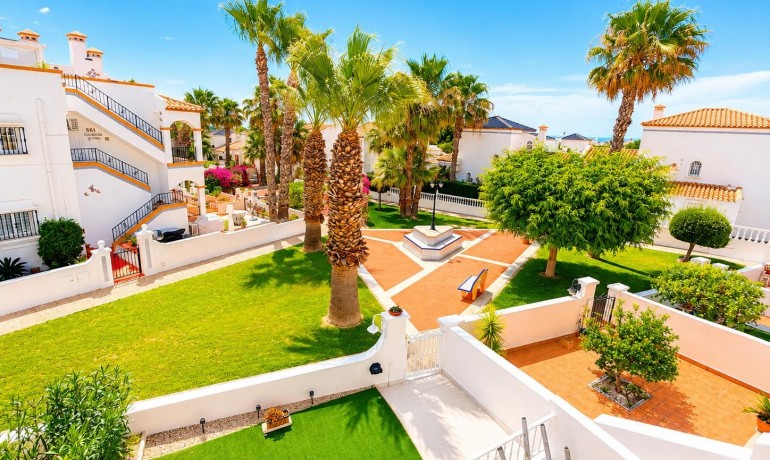 Sale - Apartment / Flat -
Orihuela Costa - Los Dolses