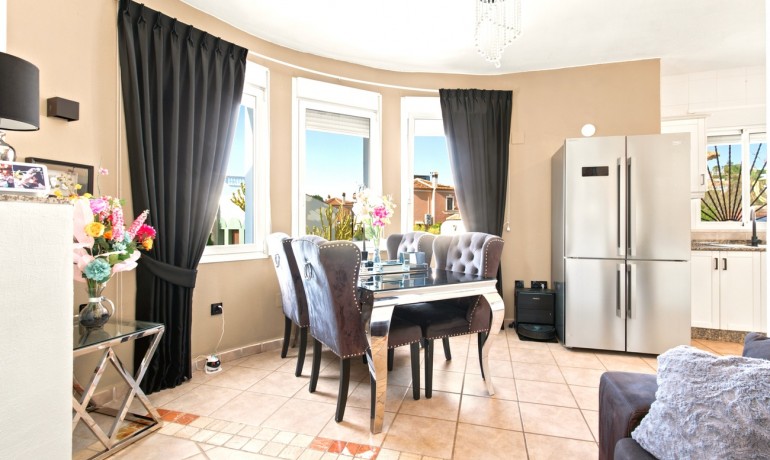 Sale - Villa -
Ciudad Quesada - La Marquesa