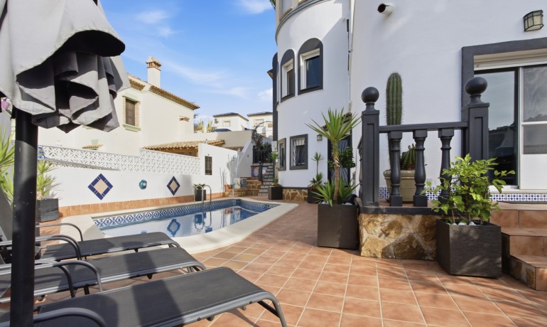 Sale - Villa -
Ciudad Quesada - La Marquesa