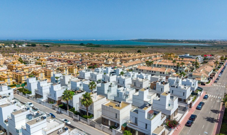 Sale - Villa -
Ciudad Quesada - Ciudad Quesada - Town