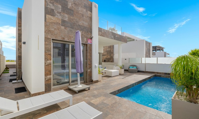 Sale - Villa -
Orihuela Costa* - Villamartín