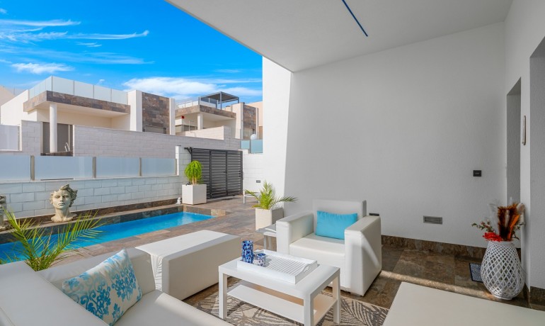 Sale - Villa -
Orihuela Costa* - Villamartín