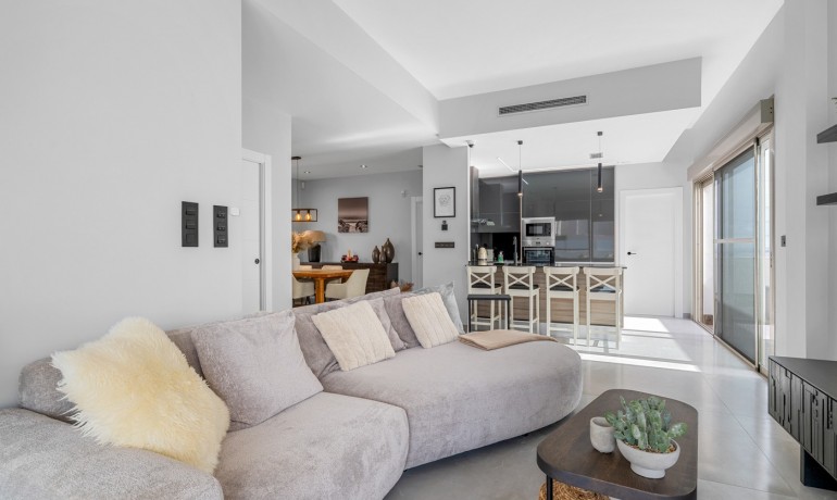 Sale - Villa -
Orihuela Costa* - Villamartín