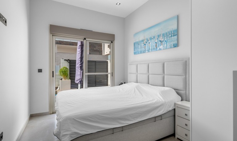 Sale - Villa -
Orihuela Costa* - Villamartín