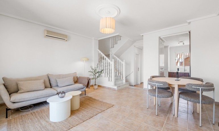 Sale - Villa -
Cuidad Quesada* - Ciudad Quesada - Rojales