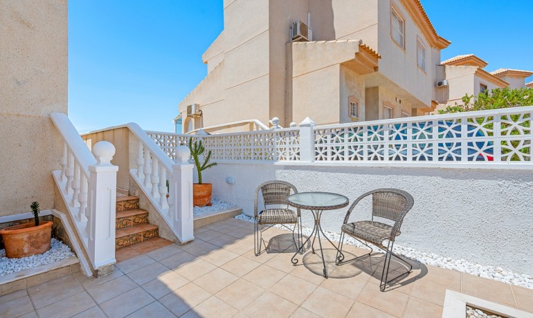 Sale - Villa -
Cuidad Quesada* - Ciudad Quesada - Rojales