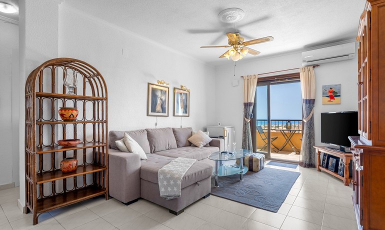 Sale - Apartment / Flat -
Torrevieja* - Torrevieja - Aguas Nuevas