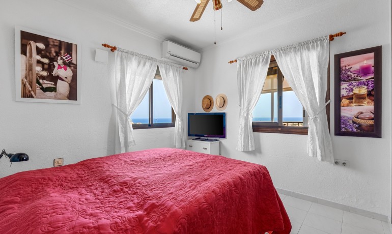 Sale - Apartment / Flat -
Torrevieja* - Torrevieja - Aguas Nuevas