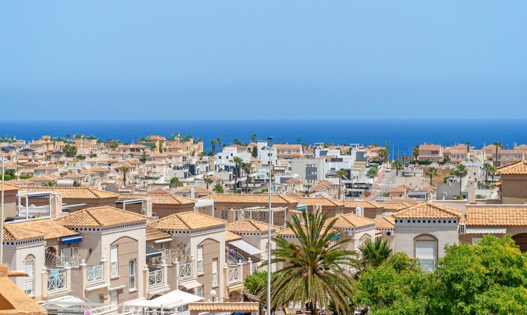 Sale - Apartment / Flat -
Torrevieja* - Torrevieja - Aguas Nuevas