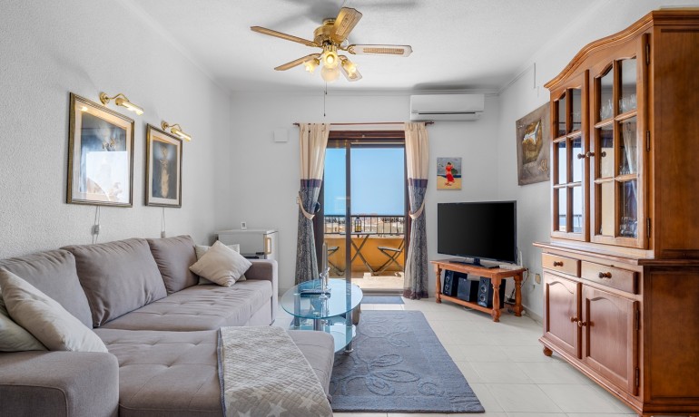 Sale - Apartment / Flat -
Torrevieja - Torrevieja - Aguas Nuevas