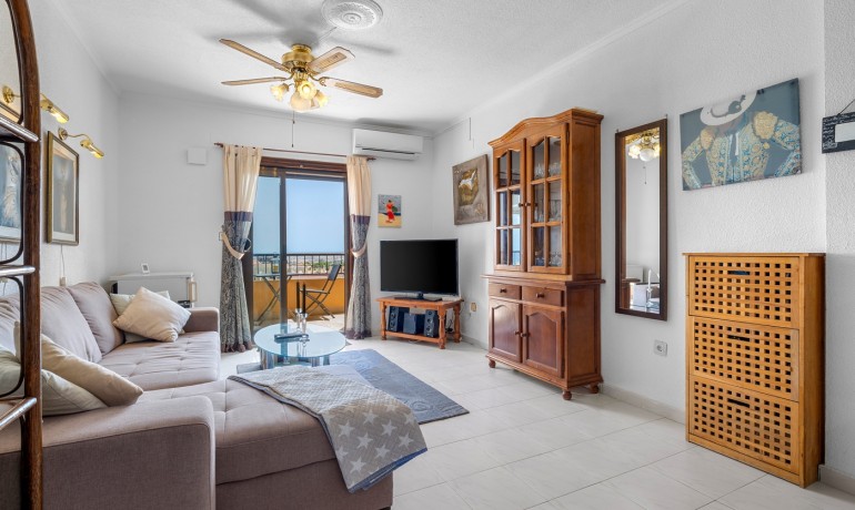 Sale - Apartment / Flat -
Torrevieja - Torrevieja - Aguas Nuevas