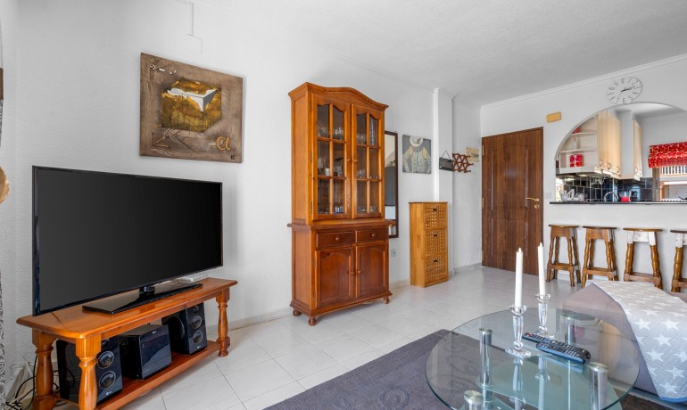 Sale - Apartment / Flat -
Torrevieja - Torrevieja - Aguas Nuevas