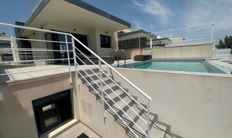 Sale - Villa -
San Miguel de Salinas* - San Miguel Salinas