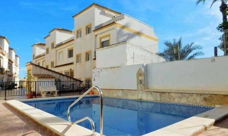 Revente - Maison -
Torremendo