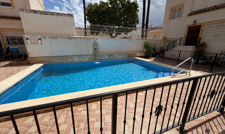 Revente - Maison -
Torremendo