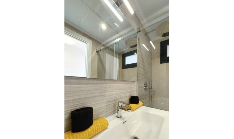 Sale - Apartment / Flat -
Orihuela Costa* - Villamartin