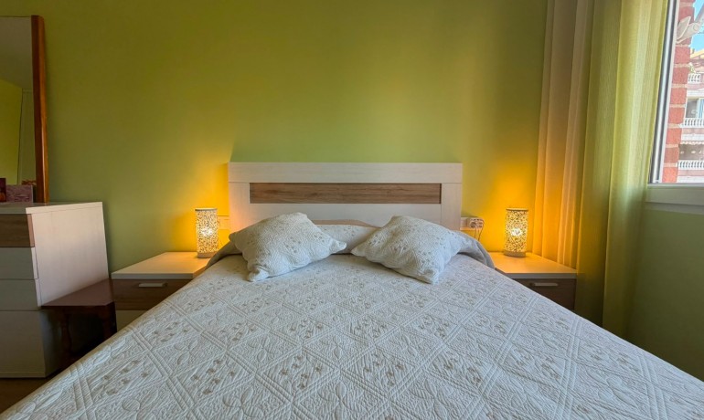 Sale - Apartment / Flat -
Torrevieja Centro - Torrevieja