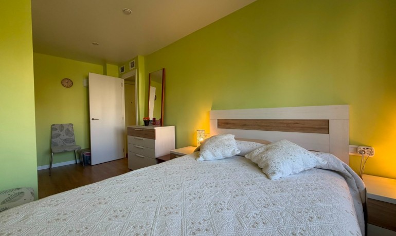Sale - Apartment / Flat -
Torrevieja Centro - Torrevieja