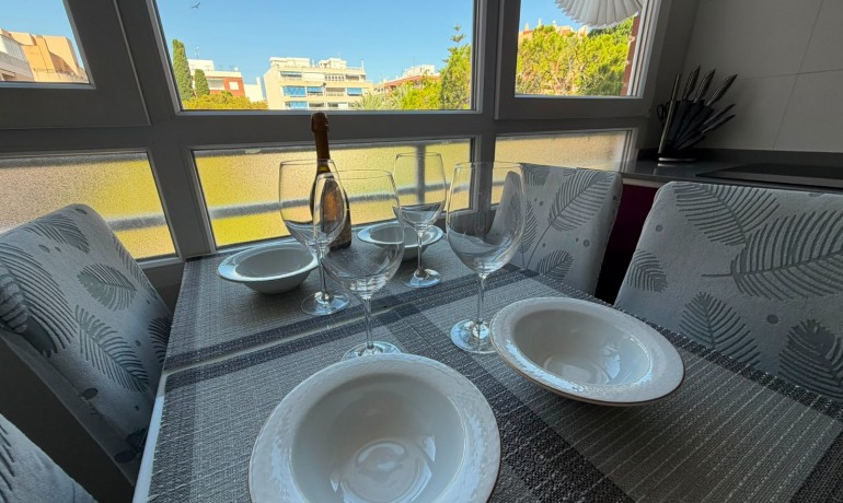 Sale - Apartment / Flat -
Torrevieja Centro - Torrevieja