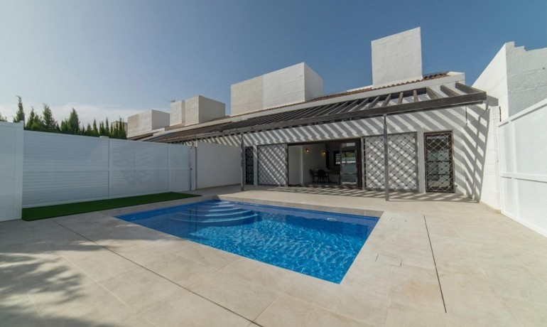 Sale - Villa -
Sucina - Peraleja Golf