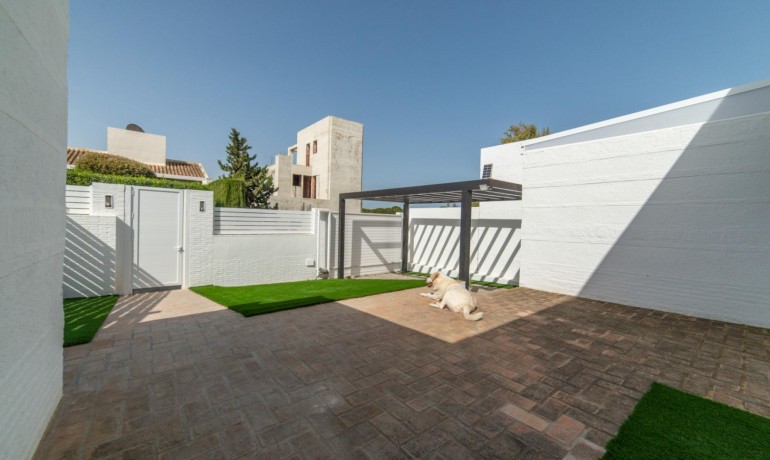 Sale - Villa -
Sucina - Peraleja Golf