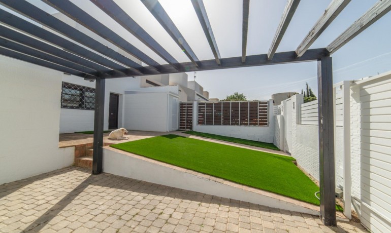 Sale - Villa -
Sucina - Peraleja Golf