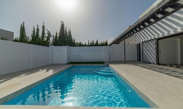 Sale - Villa -
Sucina - Peraleja Golf
