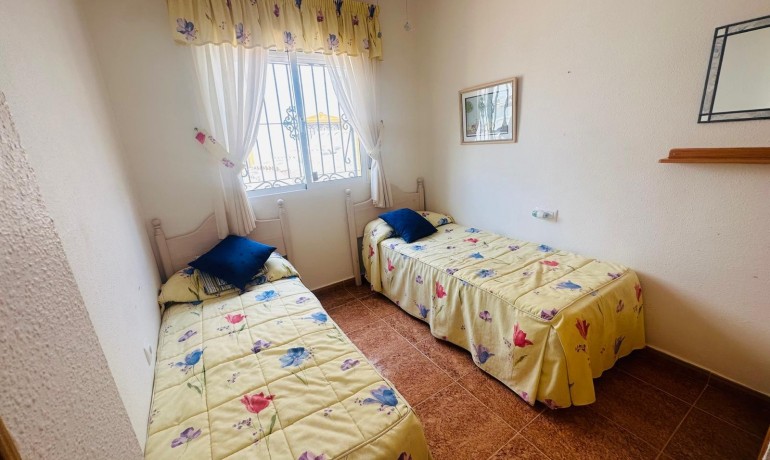 Sale - House -
Orihuela* - Entre Naranjos Vistabella