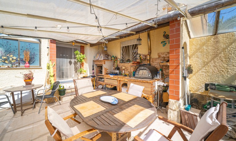 Sale - Villa -
Cuidad Quesada* - Rojales