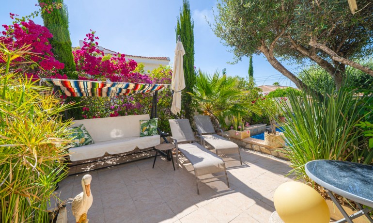 Sale - Villa -
Cuidad Quesada* - Rojales