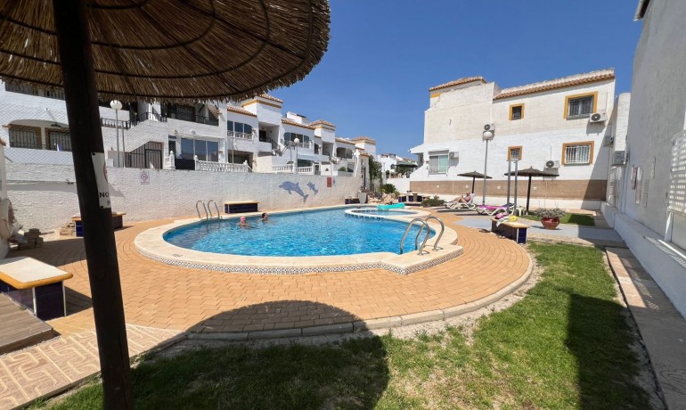 Sale - Apartment / Flat -
Orihuela* - Entre Naranjos - Vistabella Golf