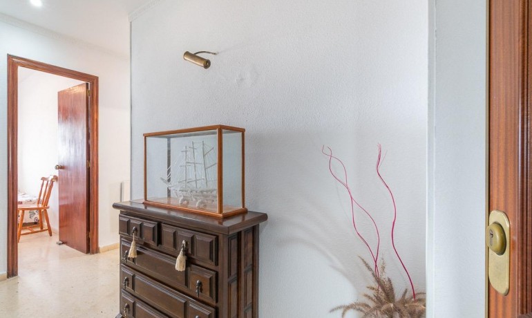 Sale - Apartment / Flat -
Torrevieja* - Curva del Palangre