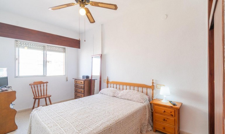 Sale - Apartment / Flat -
Torrevieja* - Curva del Palangre
