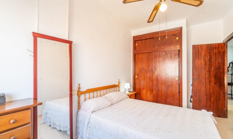 Sale - Apartment / Flat -
Torrevieja* - Curva del Palangre