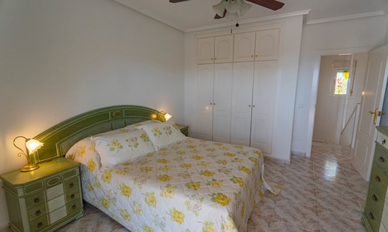 Sale - Villa -
Ciudad Quesada - Campo De Golf La Marquesa