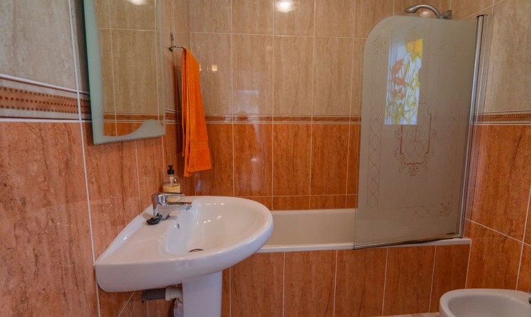 Sale - Villa -
Ciudad Quesada - Campo De Golf La Marquesa