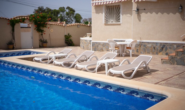 Sale - Villa -
Ciudad Quesada - Campo De Golf La Marquesa