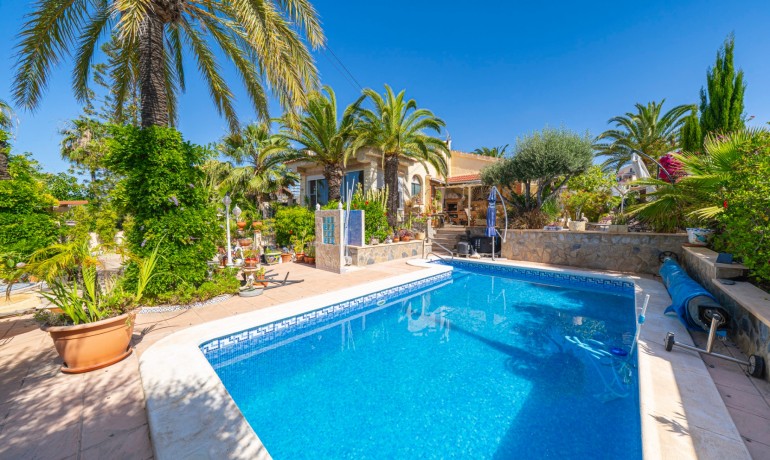 Sale - Villa -
Ciudad Quesada - Rojales