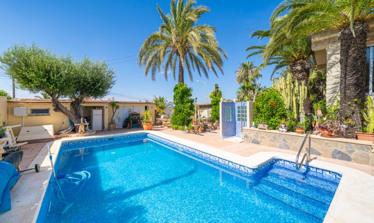 Sale - Villa -
Ciudad Quesada - Rojales