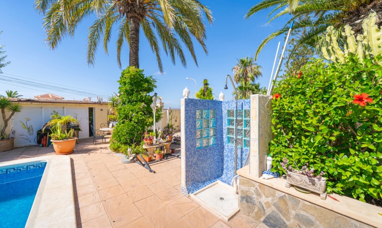 Sale - Villa -
Ciudad Quesada - Rojales