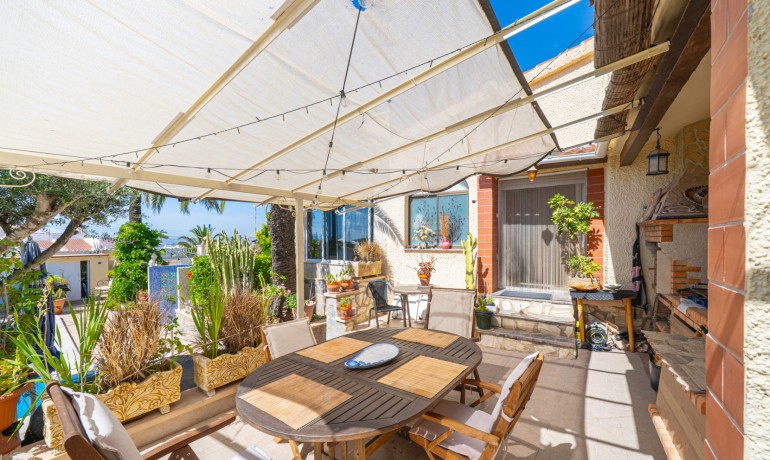 Sale - Villa -
Ciudad Quesada - Rojales