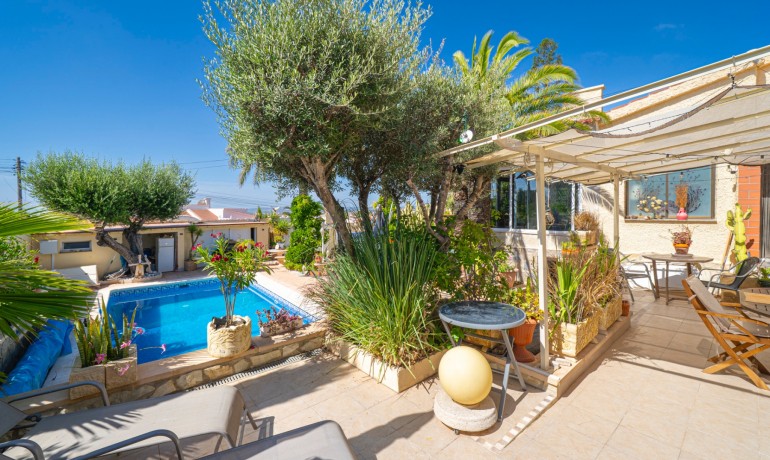 Sale - Villa -
Ciudad Quesada - Rojales
