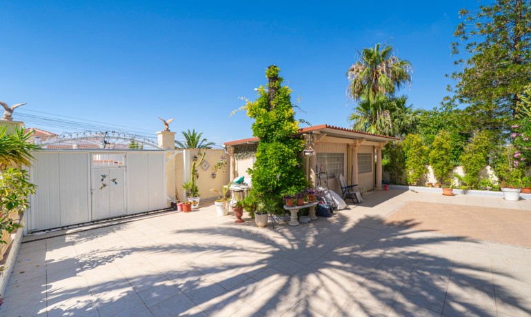 Sale - Villa -
Ciudad Quesada - Rojales