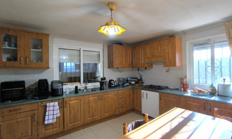 Sale - Villa -
Villena - Rural location